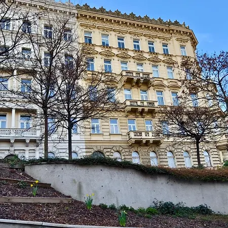 Kahoun Kwatera prywatna Praga